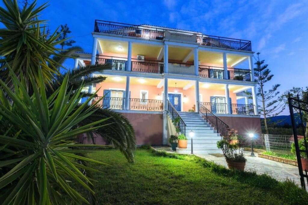 Lightful Attic At Regina Apartments Alykanas  Exterior foto